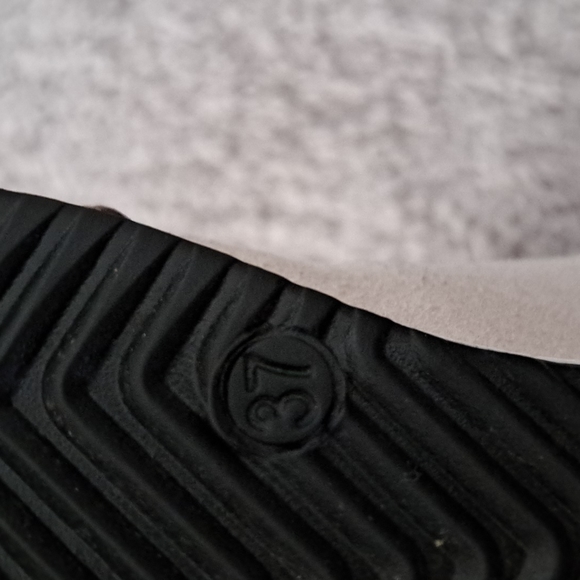 Aliveshoes $B$ CU$TOM RUNNER-BASKET HYBRID By Sacha Raeburn size 7 - Picture 13 of 14